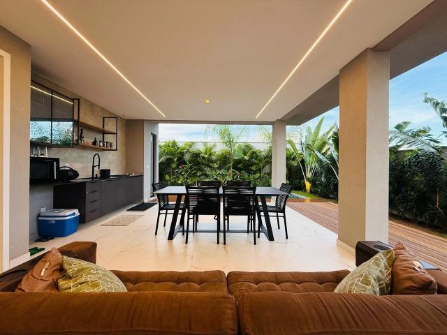 Casa / Sobrado em Condomínio para Venda em Parnamirim/RN Pium Distrito Litoral 5 Quartos