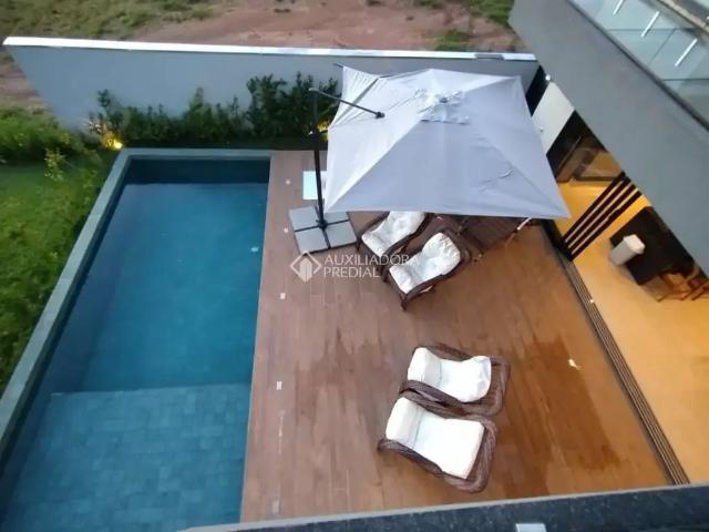 Casa / Sobrado em Condomínio para Venda em Paranapanema/SP Centro 4 Quartos
