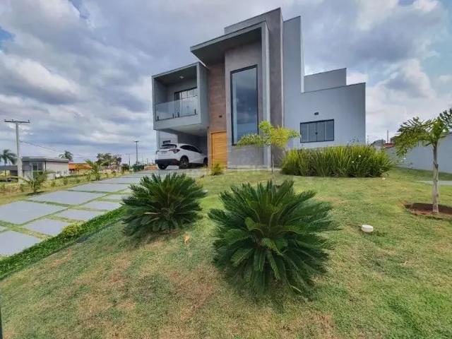 Casa / Sobrado em Condomínio para Venda em Paranapanema/SP Centro 3 Quartos