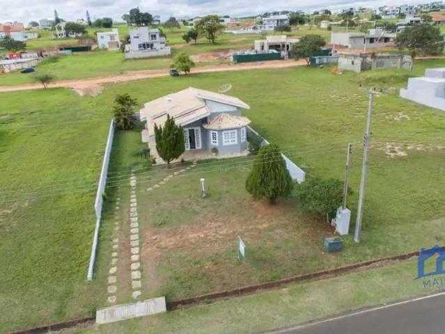 Casa / Sobrado em Condomínio para Venda em Paranapanema/SP Holambra II 3 Quartos