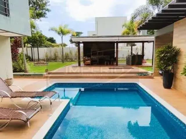 Casa / Sobrado em Condomínio para Venda em Paranapanema/SP Riviera Santa Cristina 4 Quartos