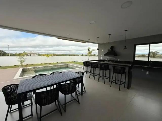 Casa / Sobrado em Condomínio para Venda em Paranapanema/SP Riviera Santa Cristina 4 Quartos
