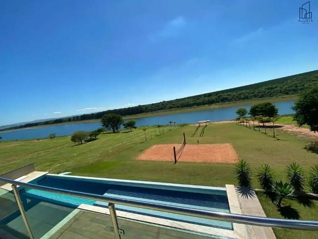 Casa / Sobrado em Condomínio para Venda em Paranapanema/SP Riviera Santa Cristina 5 Quartos