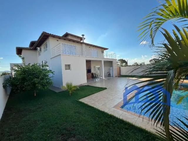 Casa / Sobrado em Condomínio para Venda em Paranapanema/SP Terras de Jurumirim 5 Quartos