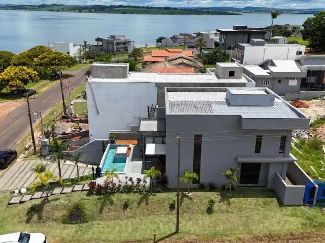 Casa / Sobrado em Condomínio para Venda em Paranapanema/SP Terras de Jurumirim 6 Quartos