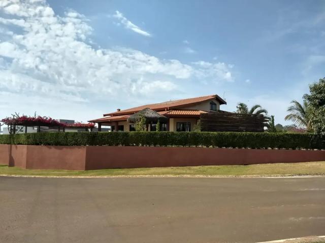 Casa / Sobrado em Condomínio para Venda em Paranapanema/SP Terras de Santa Cristina 4 Quartos