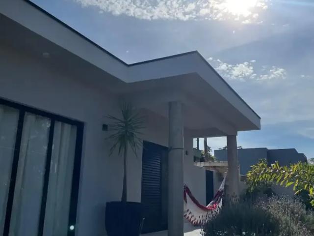 Casa / Sobrado em Condomínio para Venda em Paranapanema/SP Terras de Santa Cristina 3 Quartos