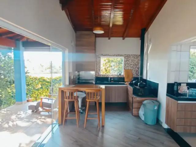 Casa / Sobrado em Condomínio para Venda em Paranapanema/SP Terras de Santa Cristina 3 Quartos