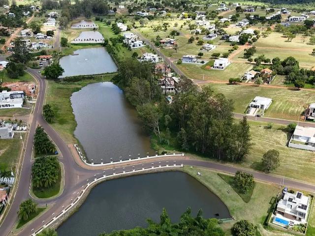 Casa / Sobrado em Condomínio para Venda em Paranapanema/SP Terras de Santa Cristina XIII Setor Marina 1 Quartos
