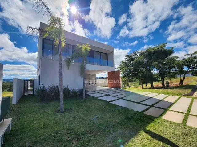 Casa / Sobrado em Condomínio para Venda em Pardinho/SP Ninho Verde 4 Quartos