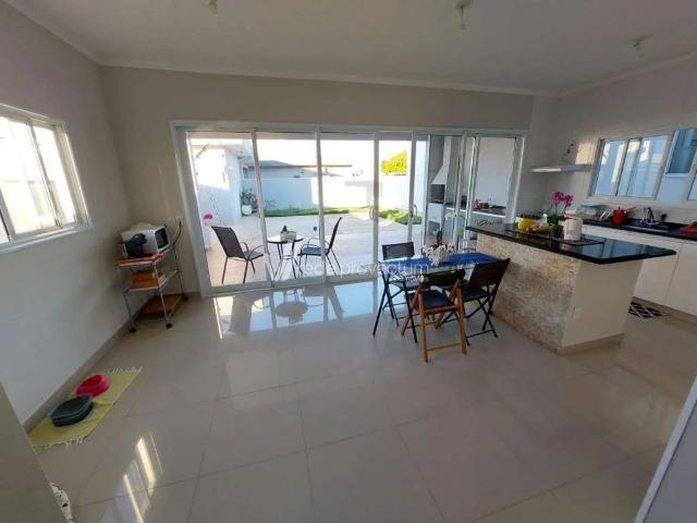 Casa / Sobrado em Condomínio para Venda em Paulínia/SP Campos do Conde II 3 Quartos