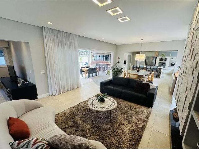 Casa / Sobrado em Condomínio para Venda em Paulínia/SP Jardim de Itapoan 4 Quartos