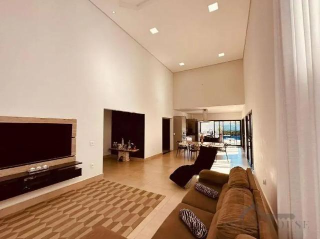 Casa / Sobrado em Condomínio para Venda em Paulínia/SP Jardim de Itapoan 4 Quartos