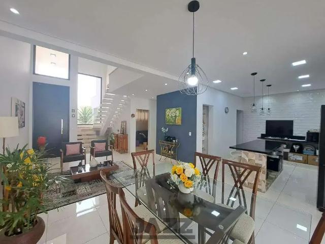 Casa / Sobrado em Condomínio para Venda em Paulínia/SP Parque Brasil 500 3 Quartos