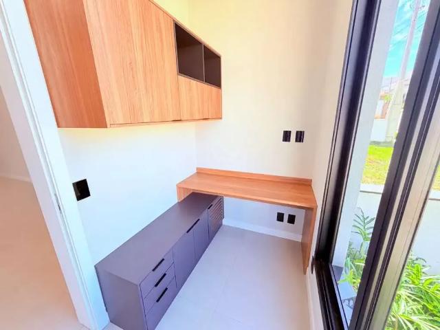 Casa / Sobrado em Condomínio para Venda em Paulínia/SP Parque Brasil 500 3 Quartos