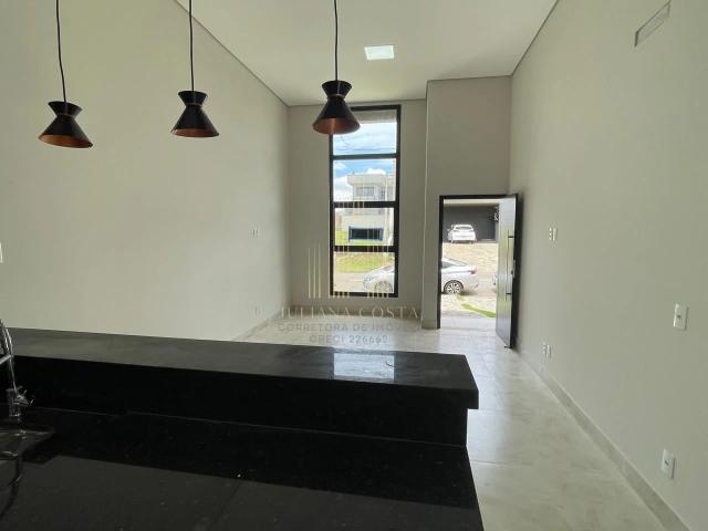 Casa / Sobrado em Condomínio para Venda em Paulínia/SP Parque Brasil 500 3 Quartos