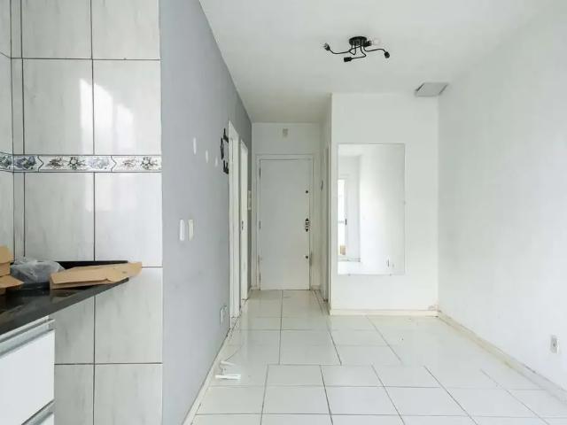 Casa / Sobrado em Condomínio para Venda em Pelotas/RS Três Vendas 2 Quartos