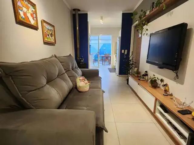 Casa / Sobrado em Condomínio para Venda em Pelotas/RS Três Vendas 2 Quartos