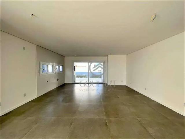Casa / Sobrado em Condomínio para Venda em Pelotas/RS Laranjal 3 Quartos