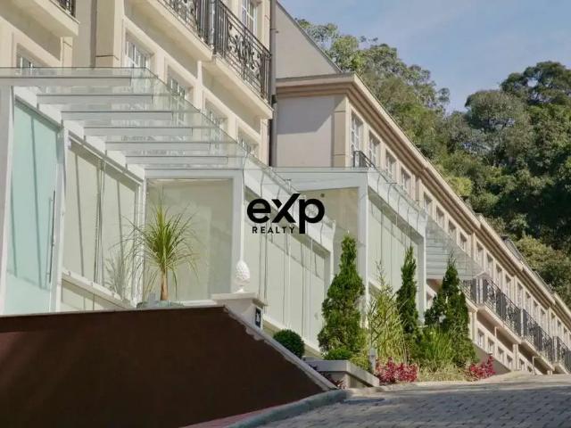 Casa / Sobrado em Condomínio para Venda em Petrópolis/RJ Valparaíso 3 Quartos
