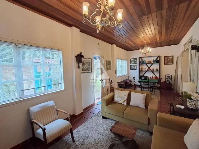 Casa / Sobrado em Condomínio para Venda em Petrópolis/RJ Itaipava 4 Quartos