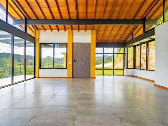 Casa / Sobrado em Condomínio para Venda em Petrópolis/RJ Pedro do Rio 3 Quartos