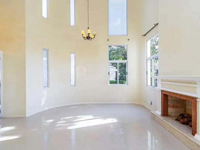 Casa / Sobrado em Condomínio para Venda em Pinhais/PR Alphaville Graciosa 3 Quartos