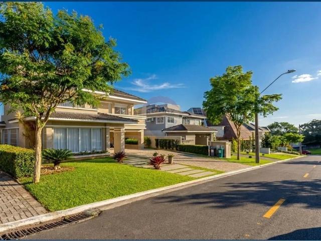 Casa / Sobrado em Condomínio para Venda em Pinhais/PR Alphaville Graciosa 4 Quartos