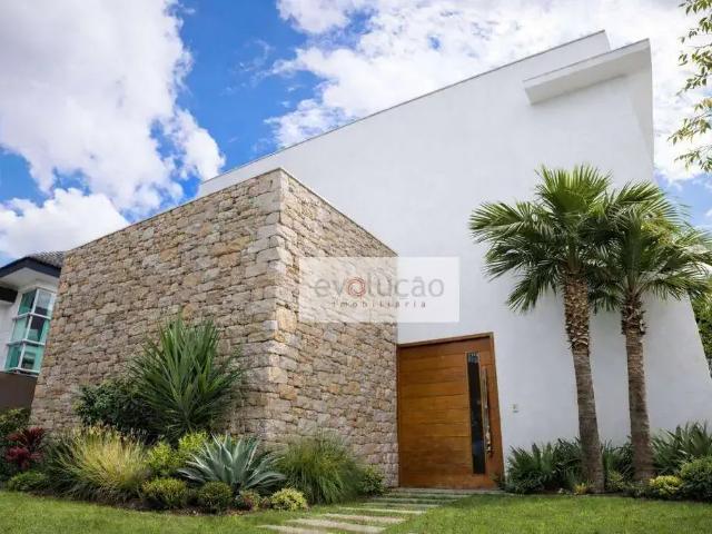 Casa / Sobrado em Condomínio para Venda em Pinhais/PR Alphaville Graciosa 4 Quartos
