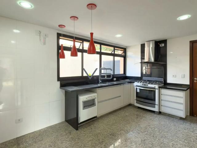 Casa / Sobrado em Condomínio para Venda em Pinhais/PR Alphaville Graciosa 4 Quartos