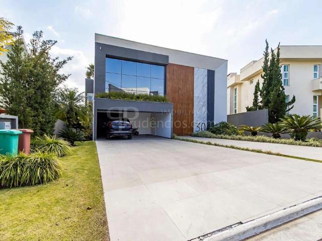 Casa / Sobrado em Condomínio para Venda em Pinhais/PR Alphaville Graciosa 4 Quartos