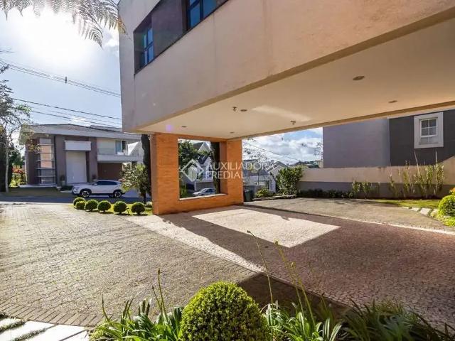 Casa / Sobrado em Condomínio para Venda em Pinhais/PR Alphaville Graciosa 4 Quartos
