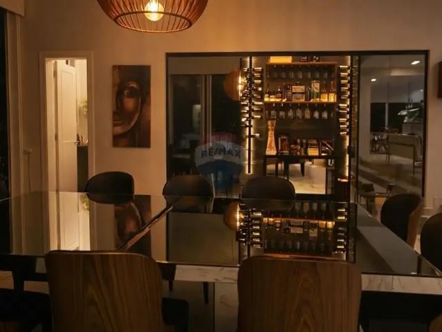 Casa / Sobrado em Condomínio para Venda em Pinhais/PR Alphaville Graciosa 5 Quartos