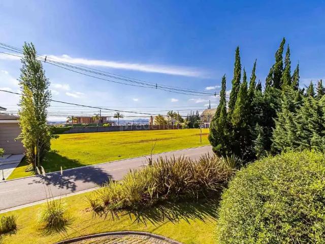 Casa / Sobrado em Condomínio para Venda em Pinhais/PR Alphaville Graciosa 6 Quartos