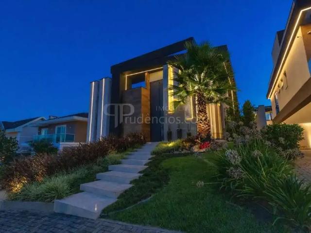 Casa / Sobrado em Condomínio para Venda em Pinhais/PR Pineville 3 Quartos