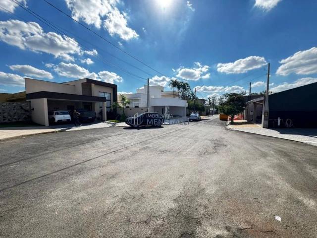 Casa / Sobrado em Condomínio para Venda em Piracicaba/SP Água Branca 3 Quartos