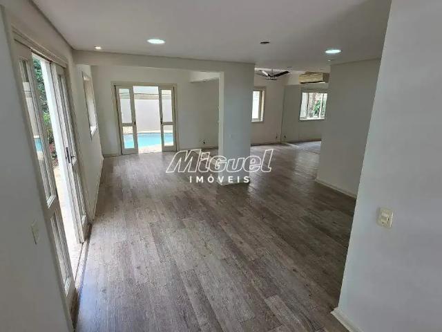 Casa / Sobrado em Condomínio para Venda em Piracicaba/SP Morato 3 Quartos