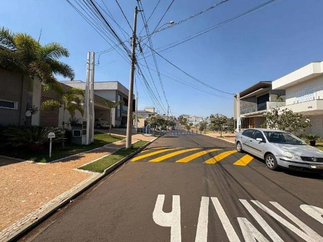 Casa / Sobrado em Condomínio para Venda em Piracicaba/SP Residencial Villa D'Itália 3 Quartos