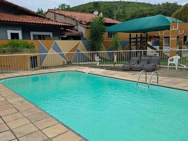 Casa / Sobrado em Condomínio para Venda em Piraí/RJ Casa Amarela 3 Quartos