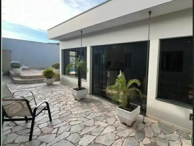 Casa / Sobrado em Condomínio para Venda em Pirassununga/SP Cidade Jardim 3 Quartos