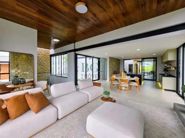 Casa / Sobrado em Condomínio para Venda em Poços de Caldas/MG Bortolan 4 Quartos