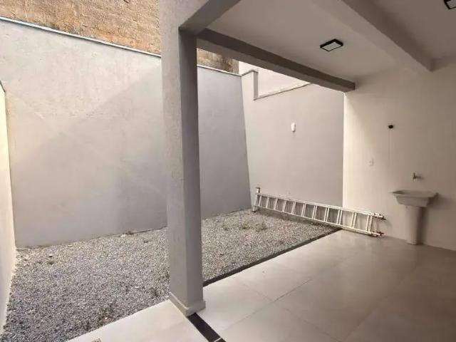 Casa / Sobrado em Condomínio para Venda em Poços de Caldas/MG Village São Luiz 3 Quartos