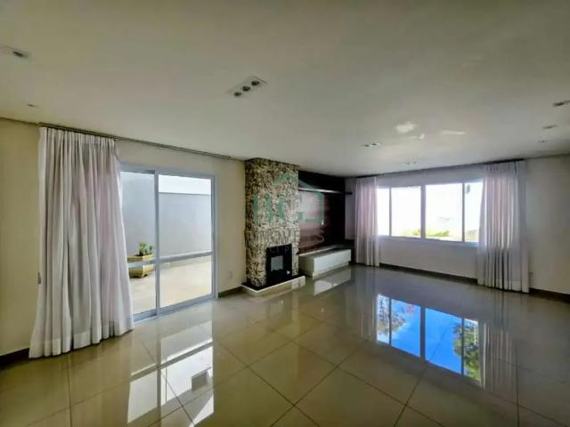 Casa / Sobrado em Condomínio para Venda em Poços de Caldas/MG Jardim Country Club 4 Quartos