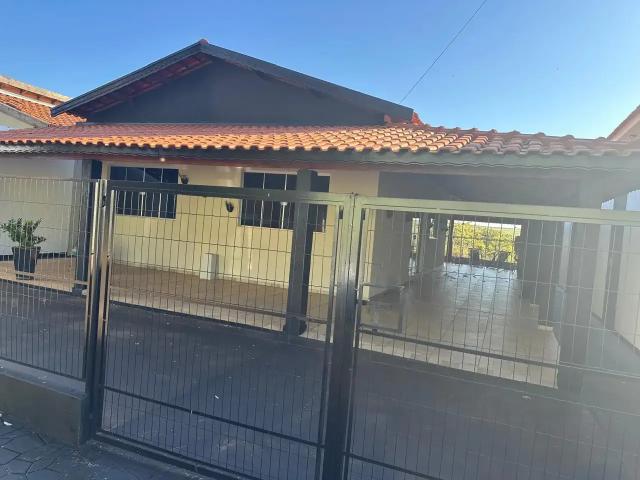 Casa / Sobrado em Condomínio para Venda em Pongaí/SP Zona Rural 2 Quartos