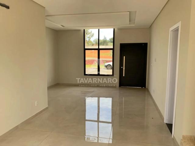 Casa / Sobrado em Condomínio para Venda em Ponta Grossa/PR Jardim Carvalho 3 Quartos