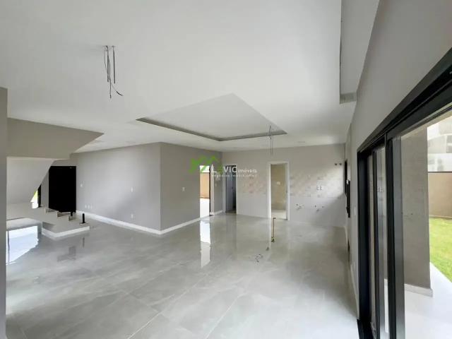 Casa / Sobrado em Condomínio para Venda em Ponta Grossa/PR Uvaranas 3 Quartos
