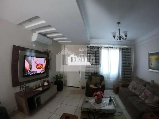 Casa / Sobrado em Condomínio para Venda em Ponta Grossa/PR Uvaranas 3 Quartos