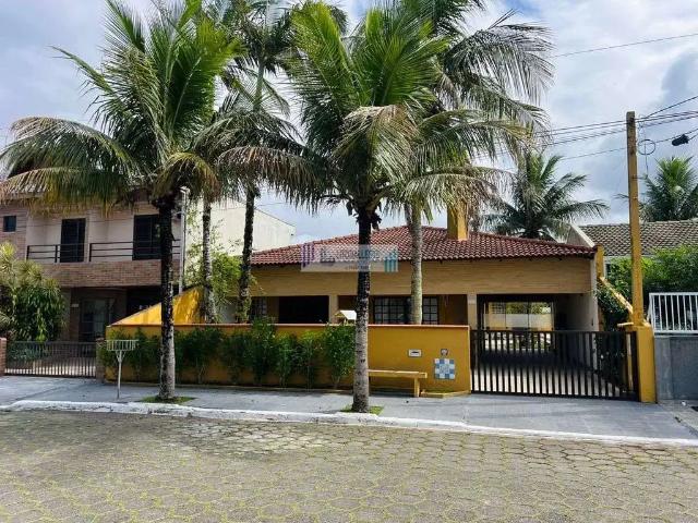 Casa / Sobrado em Condomínio para Venda em Pontal do Paraná/PR Porto Fino 3 Quartos