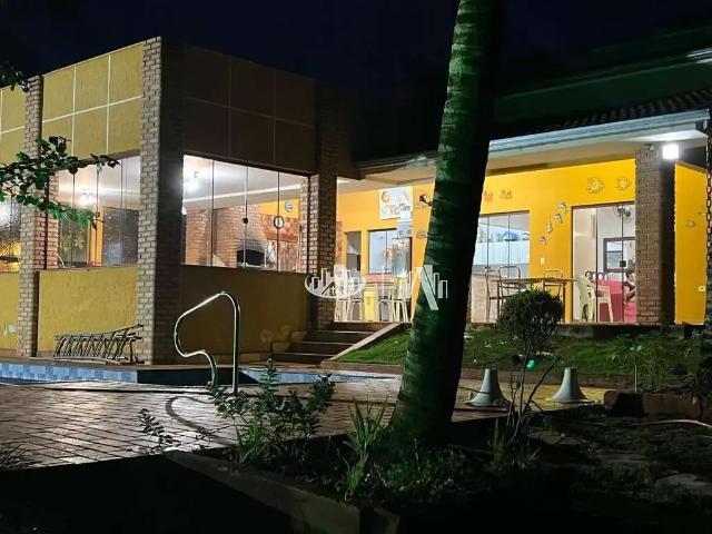 Casa / Sobrado em Condomínio para Venda em Porecatu/PR Zona Rural 4 Quartos