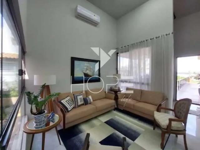 Casa / Sobrado em Condomínio para Venda em Porecatu/PR Zona Rural 3 Quartos
